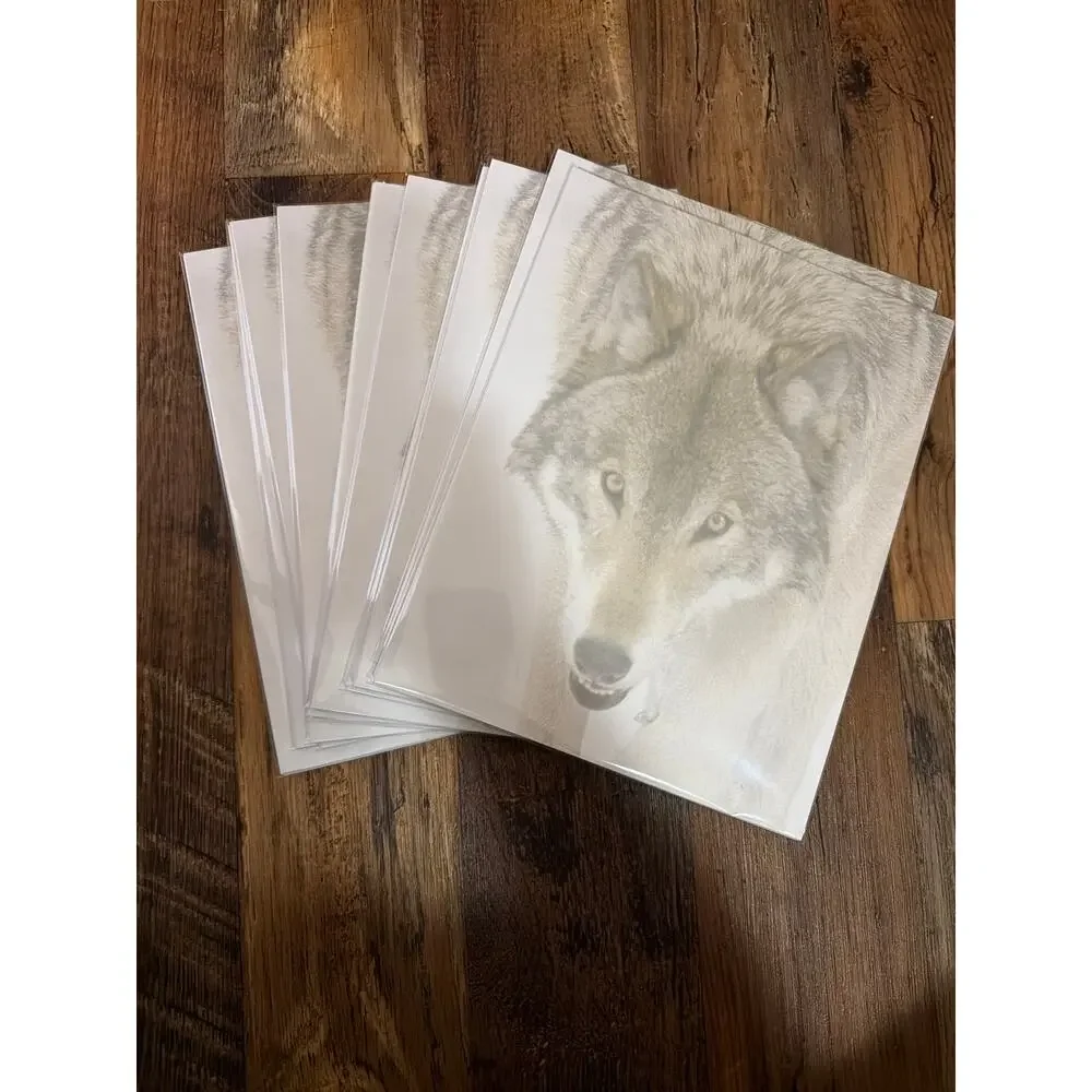250 Sheets of Paper with Wolf Face Design